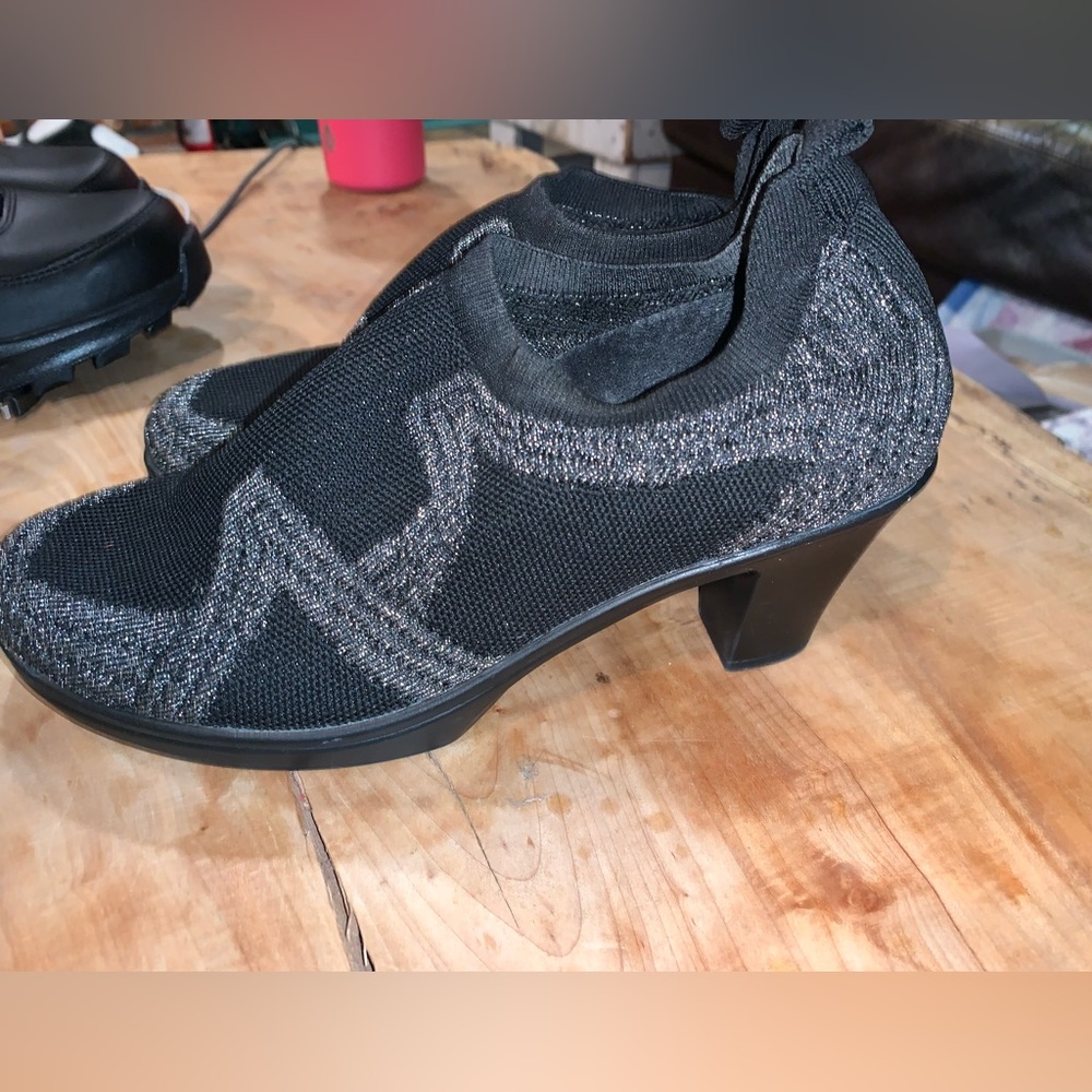 Bernie Mev boots